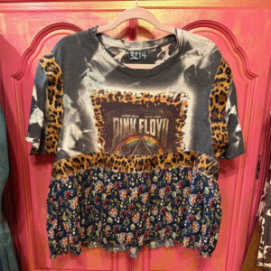 Pink Floyd and Leopard graphic t-shirt